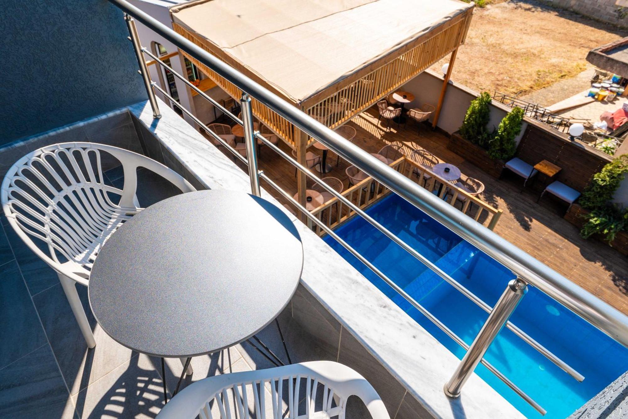 Hotel Piramida Ksamil Exteriör bild